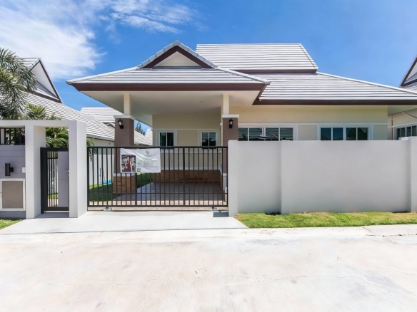 Emerald Valley Hua Hin Luxury Retirement Villas For Sale Near Town & Golf Courses