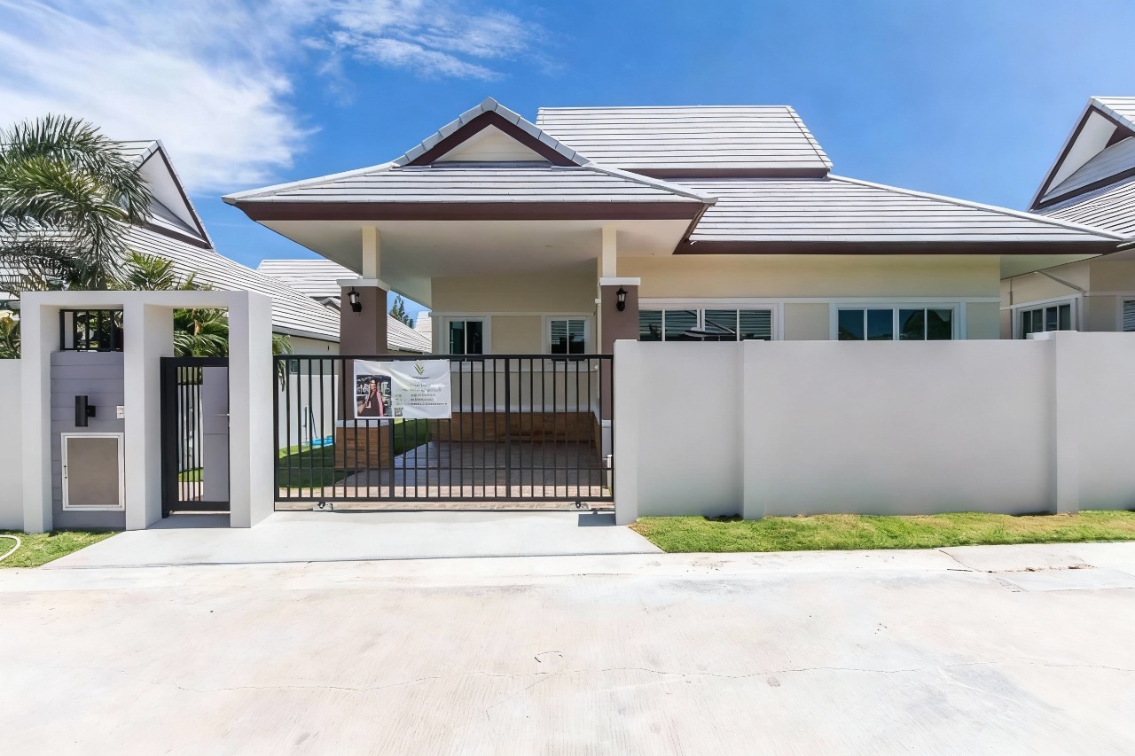 Emerald Valley Hua Hin Luxury Retirement Villas For Sale Near Town & Golf Courses