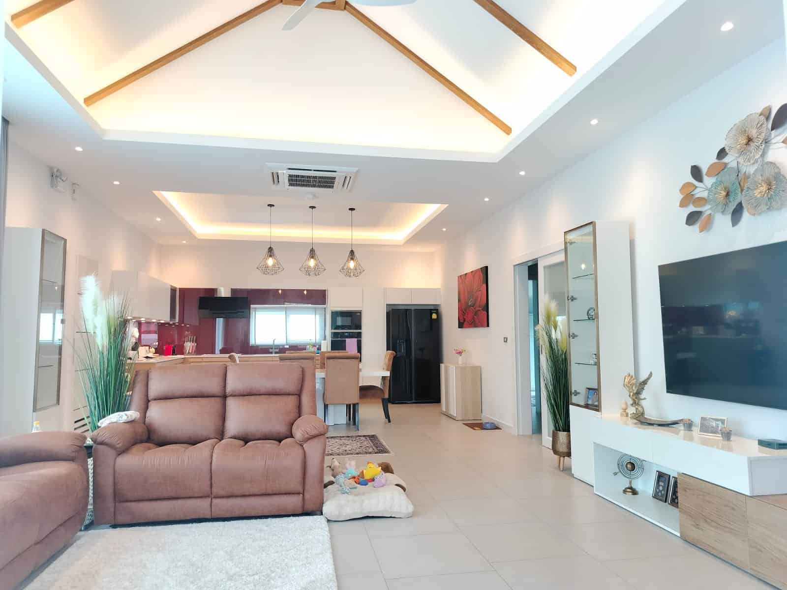 Elegant Villa Hua Hin Resort Living Sale