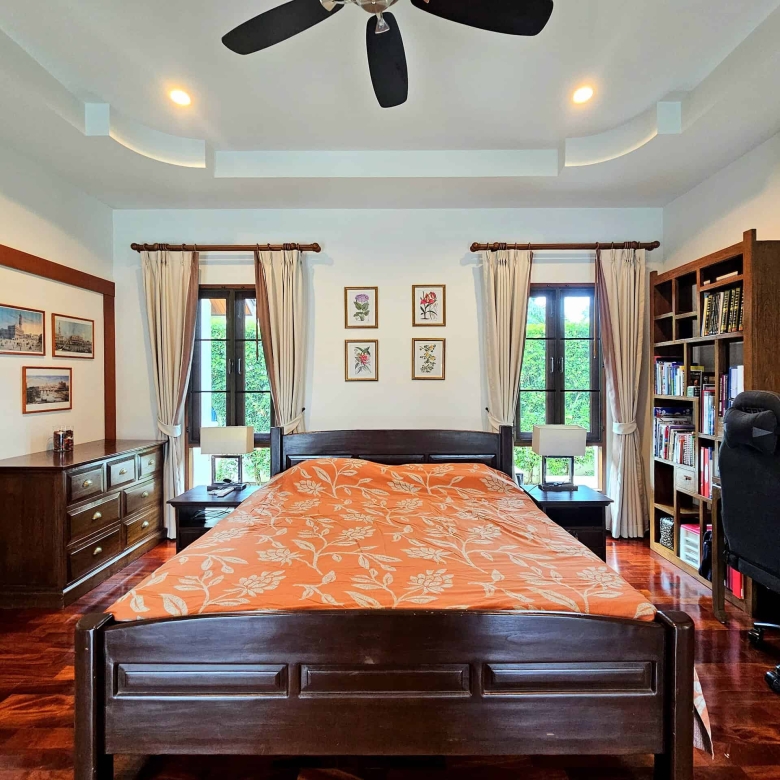 Serene Hua Hin Villa Private Pool Escape