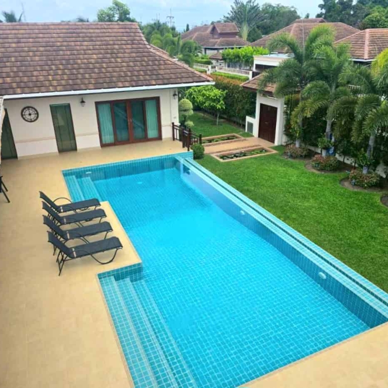 Modern Balinese Villa Serene Hua Hin Living