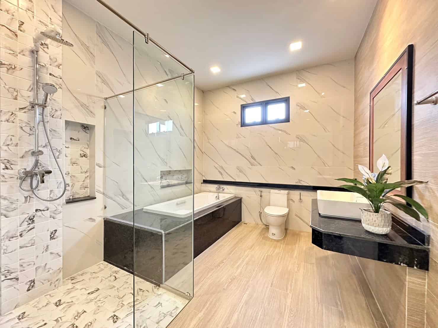 Modern Hua Hin Villa Poolside Family Retreat