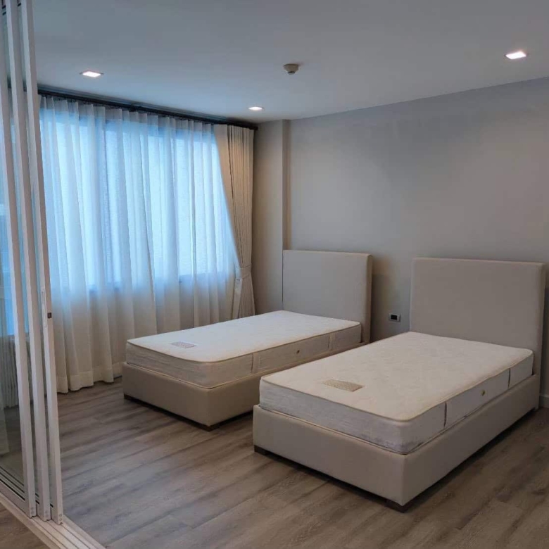 Chic beachfront property Hua Hin contemporary design