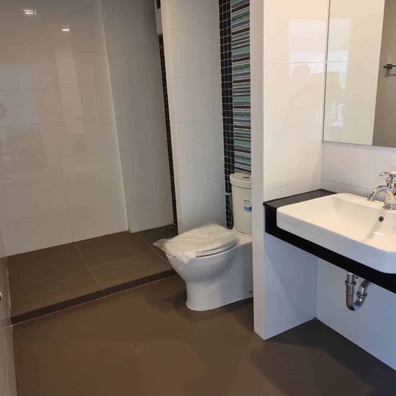 Upscale beachfront property Hua Hin modern living