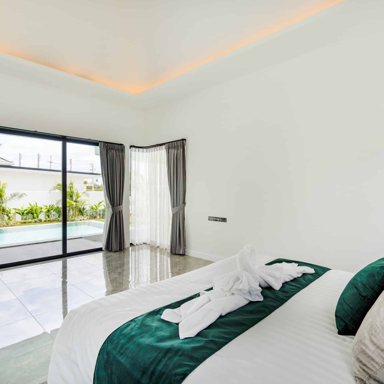 Serene Botanica Villa with Mountain Backdrop