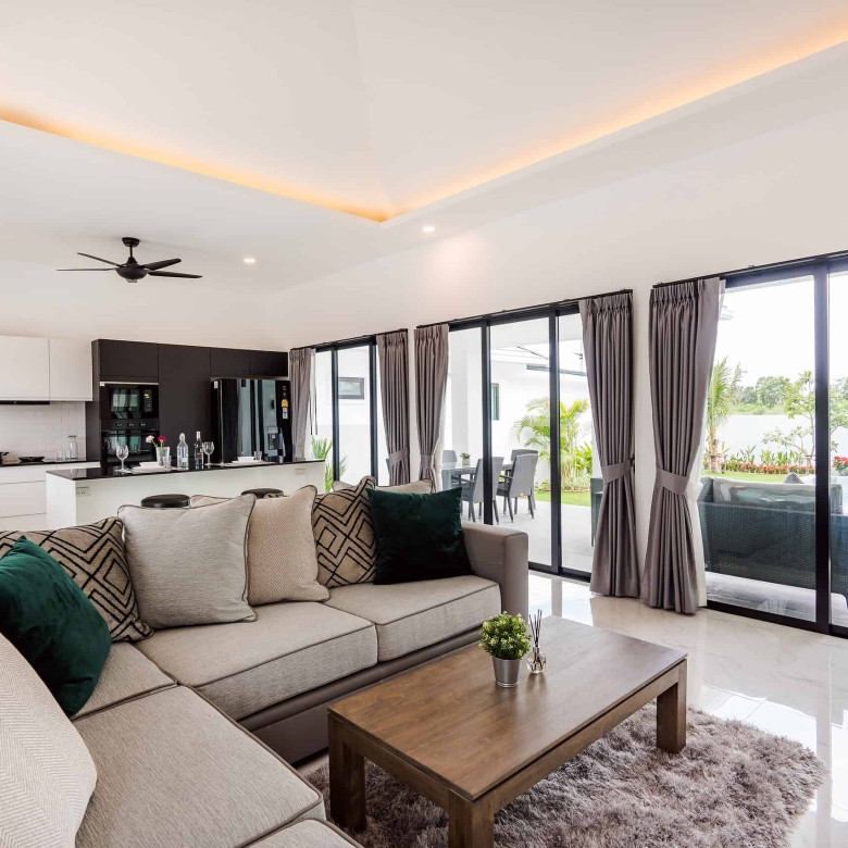Elegant Hua Hin Villa with Private Pool Access