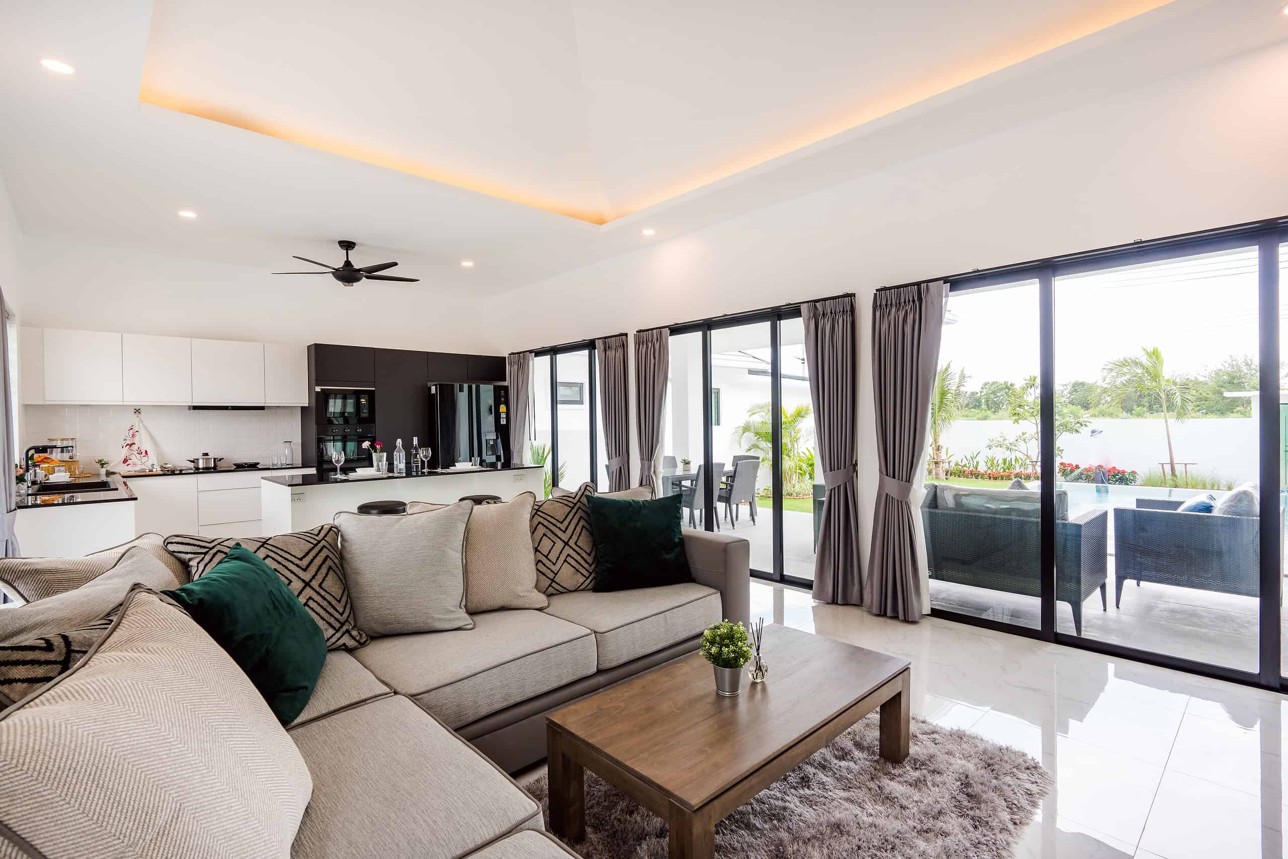 Elegant Hua Hin Villa with Private Pool Access
