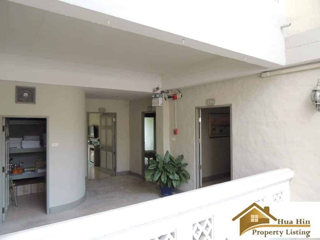 Modern Hotel Property Hua Hin Coastal Area