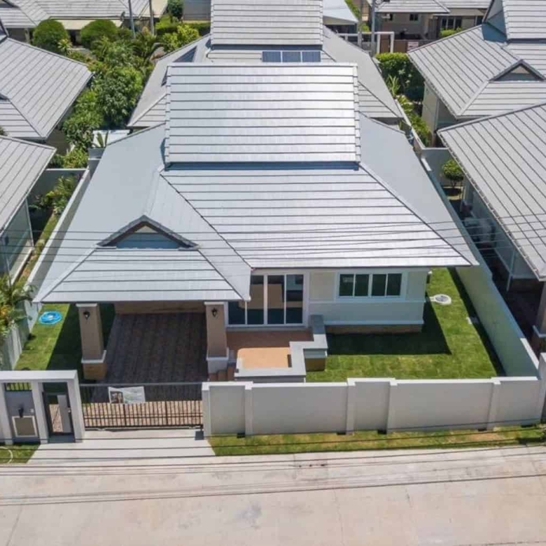 Premium Hua Hin Villa Close to Local Amenities
