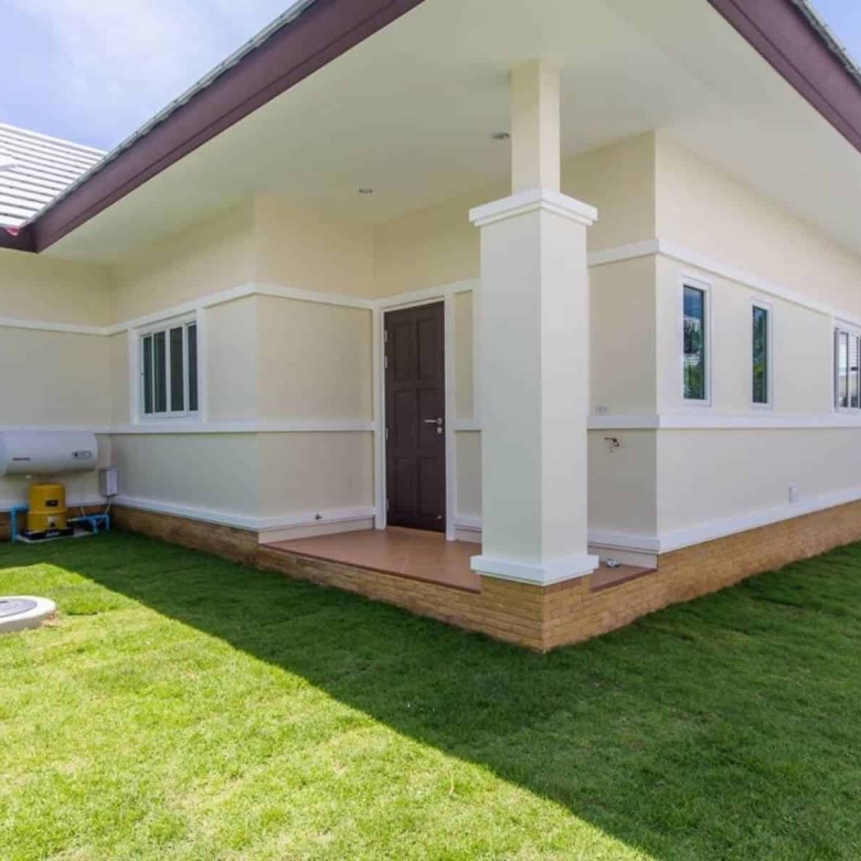 Stylish Hua Hin Villa with Open Living Space