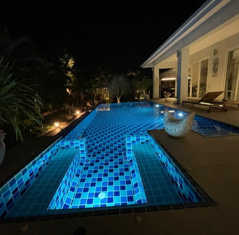 Serene Hua Hin Villa Lush Gardens and Outdoor Areas