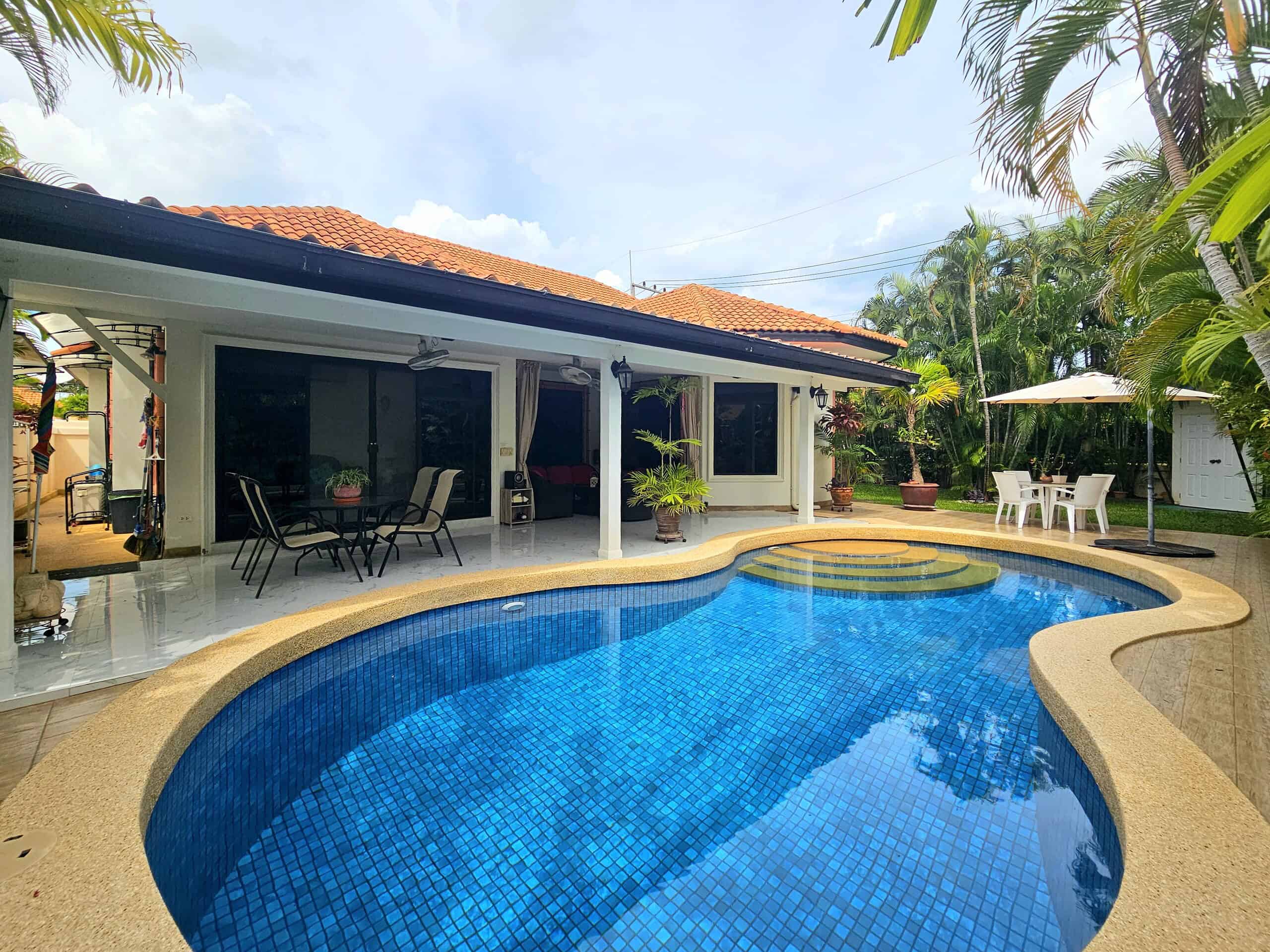 Exclusive Hua Hin Villa Tropical Pool Sale