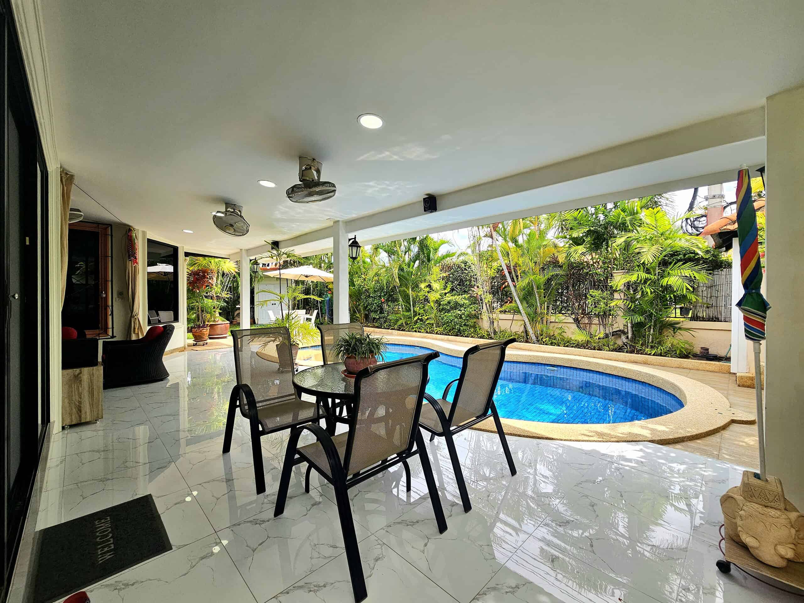 Gorgeous Tropical Villa Hua Hin Sale Fast