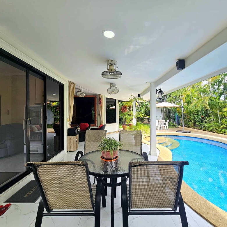 Hua Hin Villa Tropical Haven Sale Soon