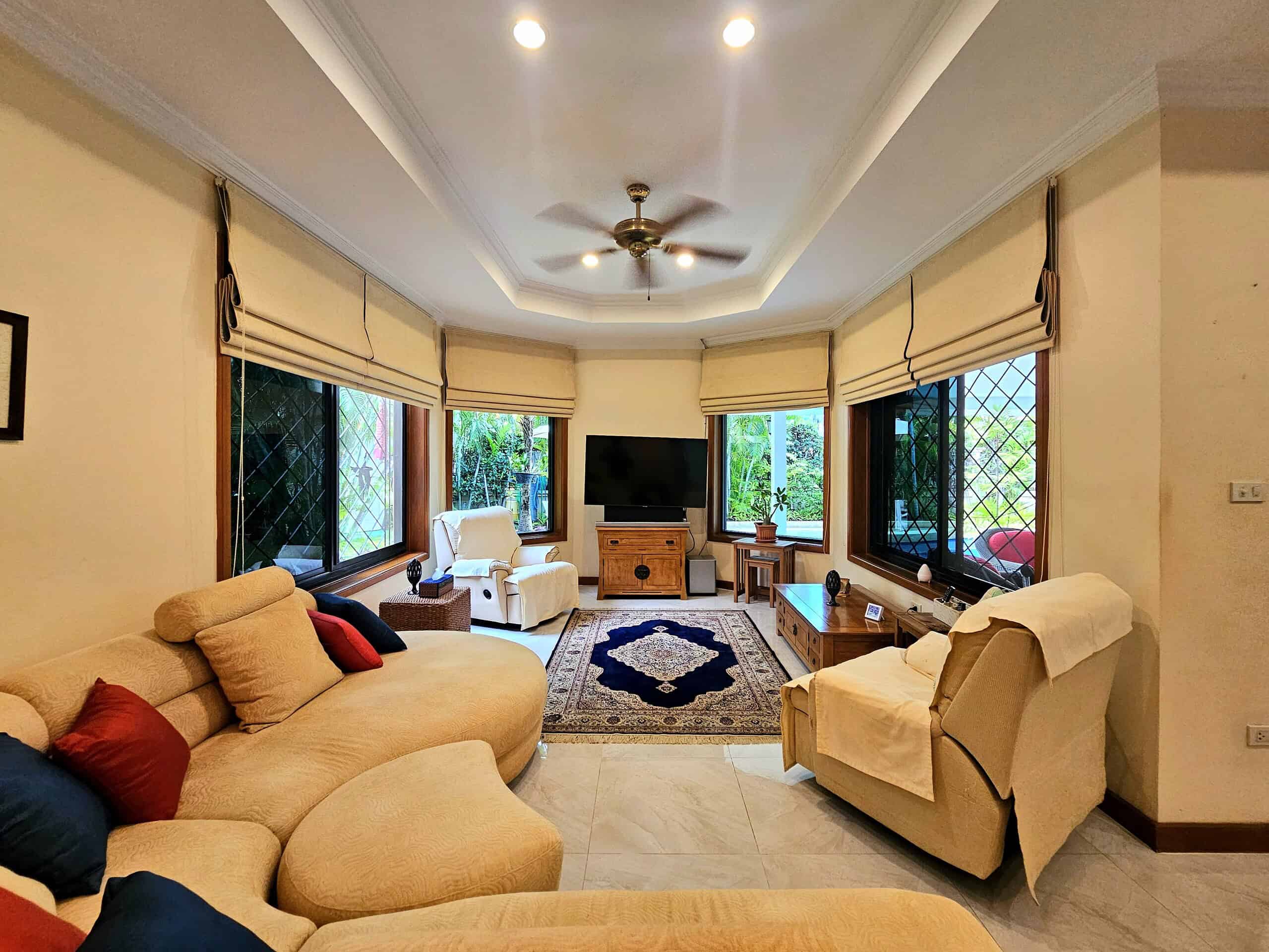 Hua Hin Villa Tropical Dream Sale