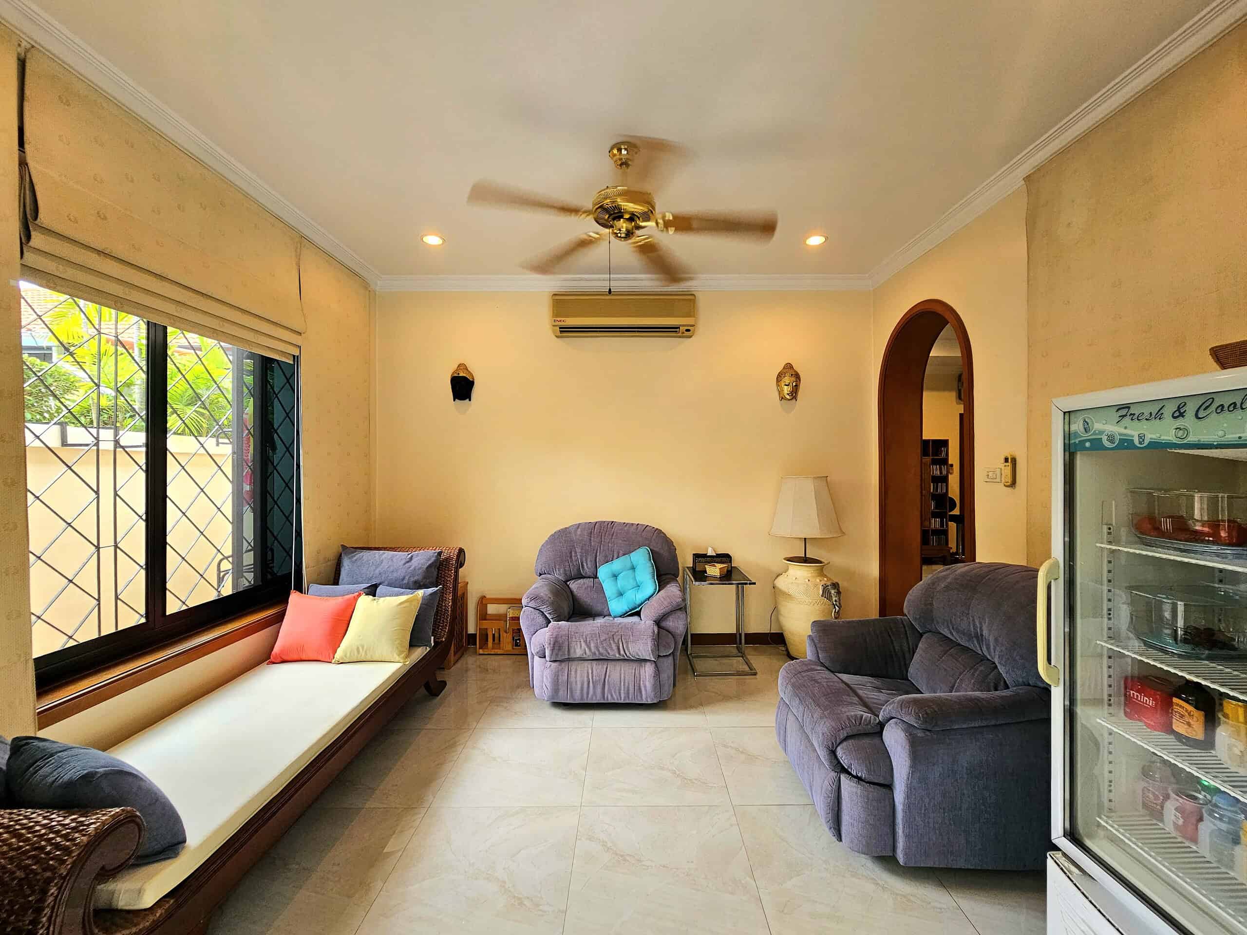 Hua Hin Tropical Villa Sale Now