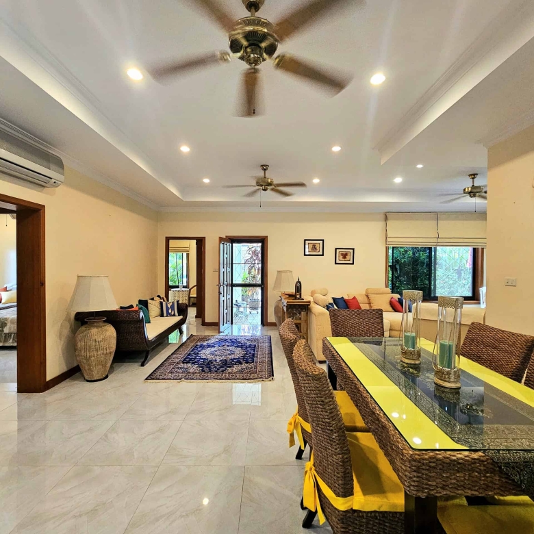 Hua Hin Villa Tropical Living Sale
