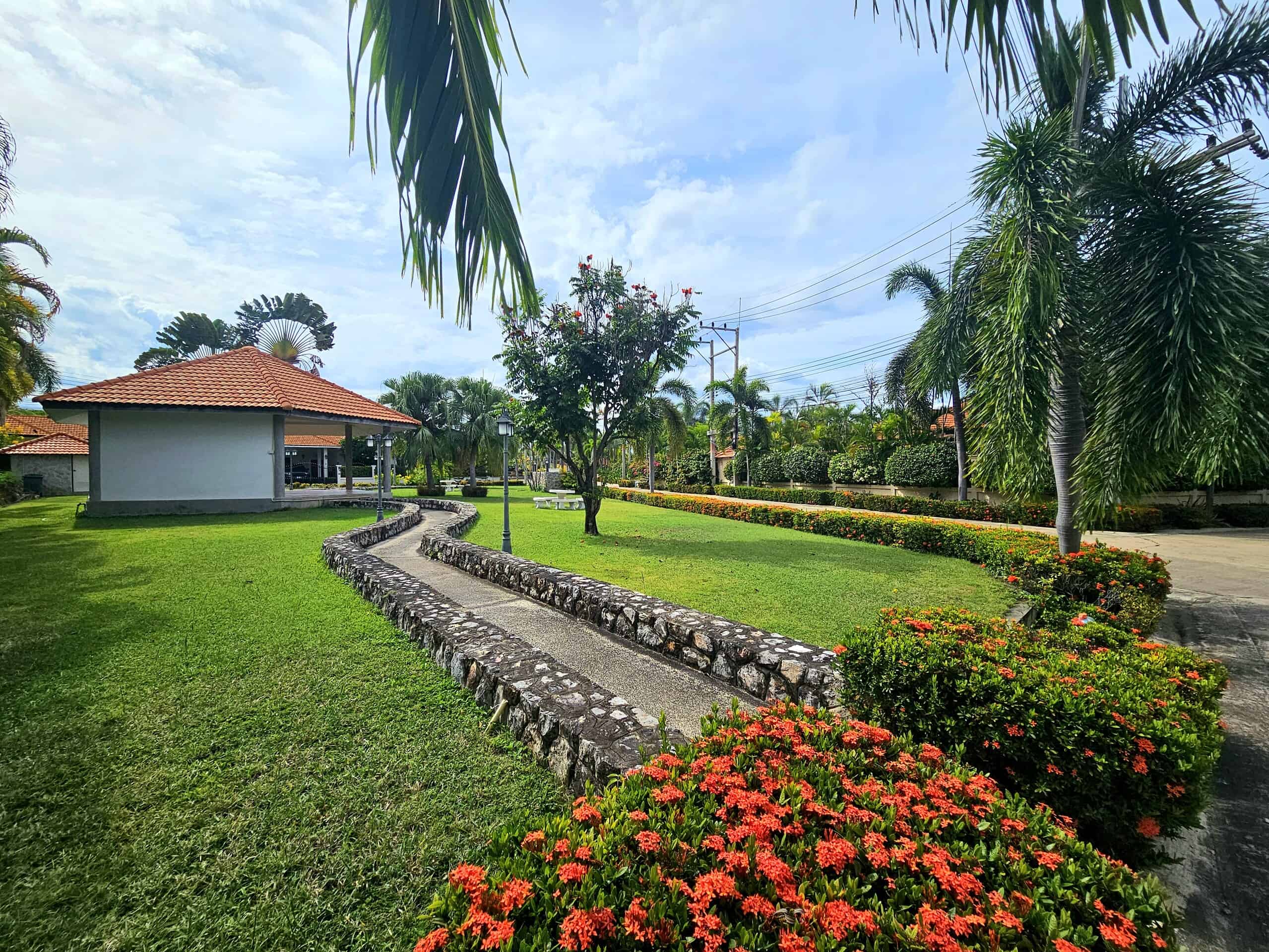 Beautiful Tropical Villa Hua Hin Sale Ready
