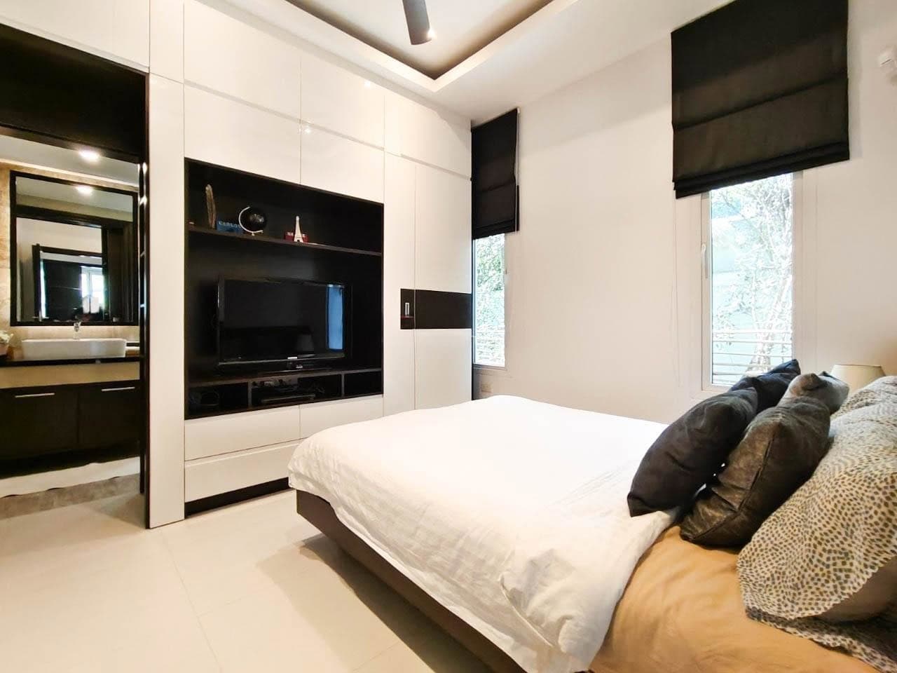 Elegant Smart House Valley Villa Sale Now