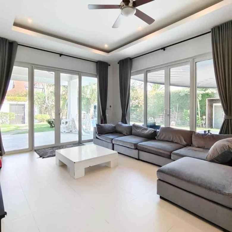 Stunning Three Bedroom Villa Sale Near Beach