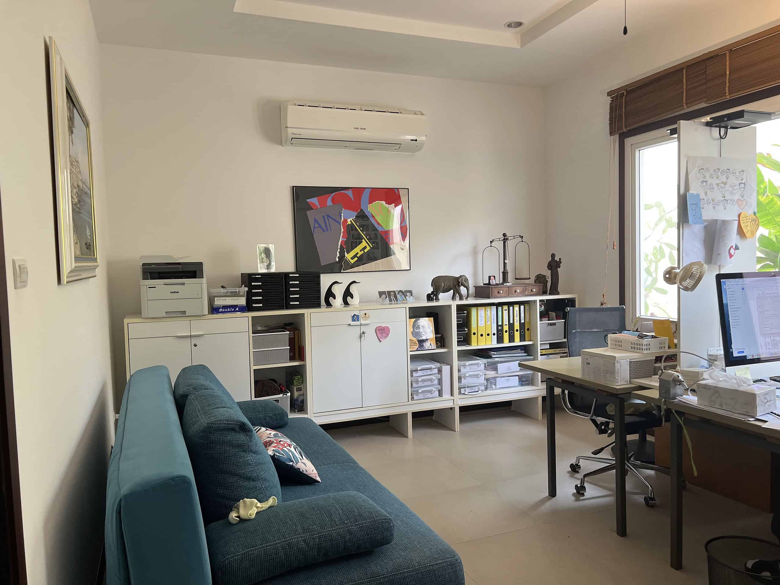 Hua Hin Villa with Pool Access