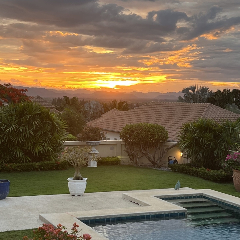Stylish Hua Hin Villa Perfect Retirees