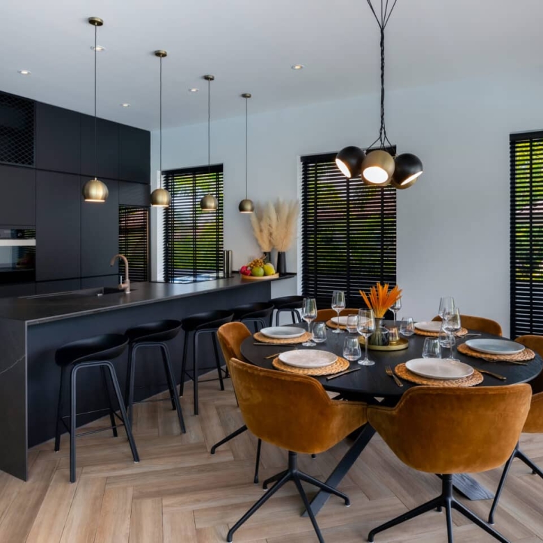 Luxurious Hua Hin Villa Spacious Family Home