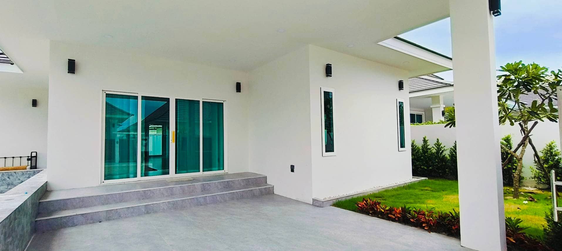 Luxurious-House-in-CoCo-Hua-Hin-Project-for-Sale-in-Thailand-43