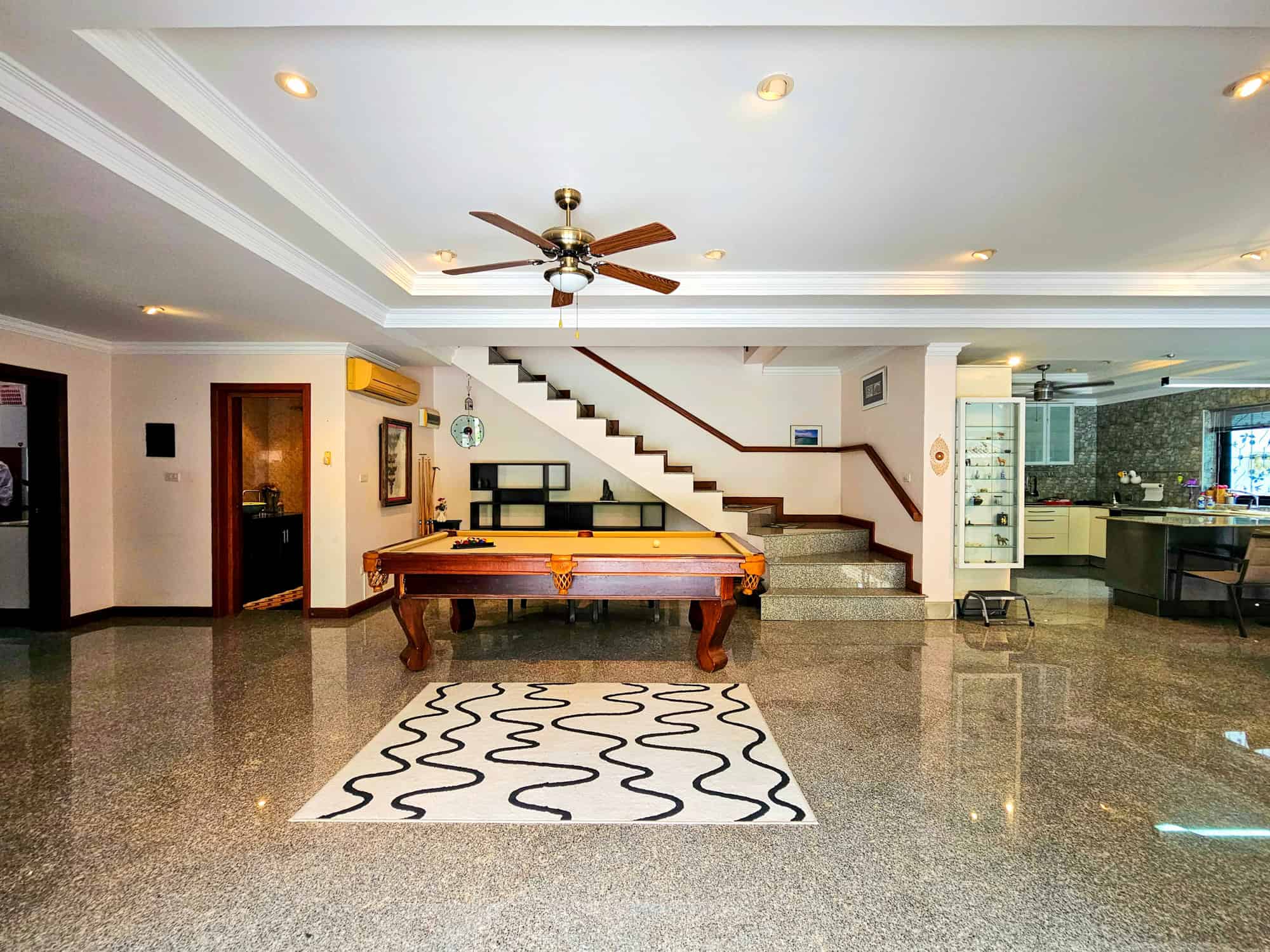 High End Hua Hin Villa with Private Pool
