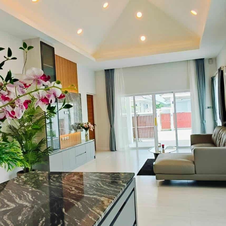 Upscale Villa Private Pool Hua Hin Sale