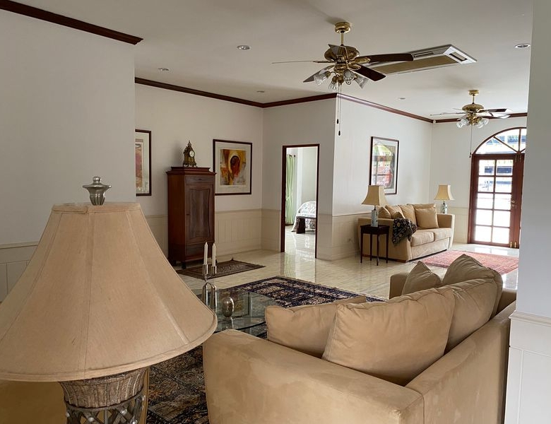 Charming Hua Hin Villa with Lush Landscaping