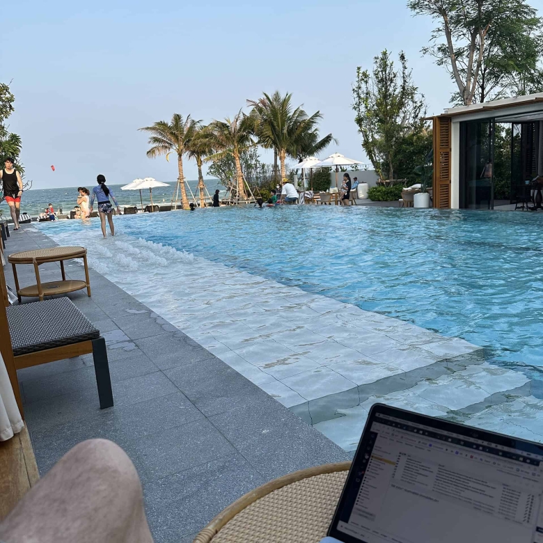 Luxury Beachfront Condo Intercontinental Residences Hua Hin