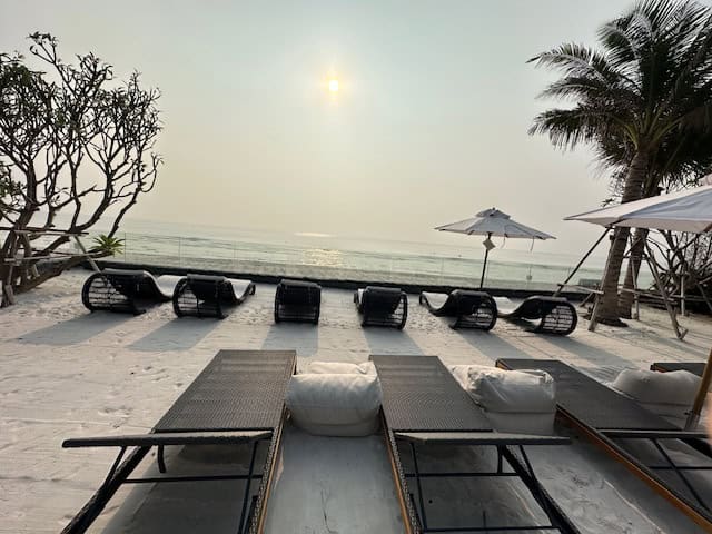 Luxury Beachfront Condo Hua Hin For Sale