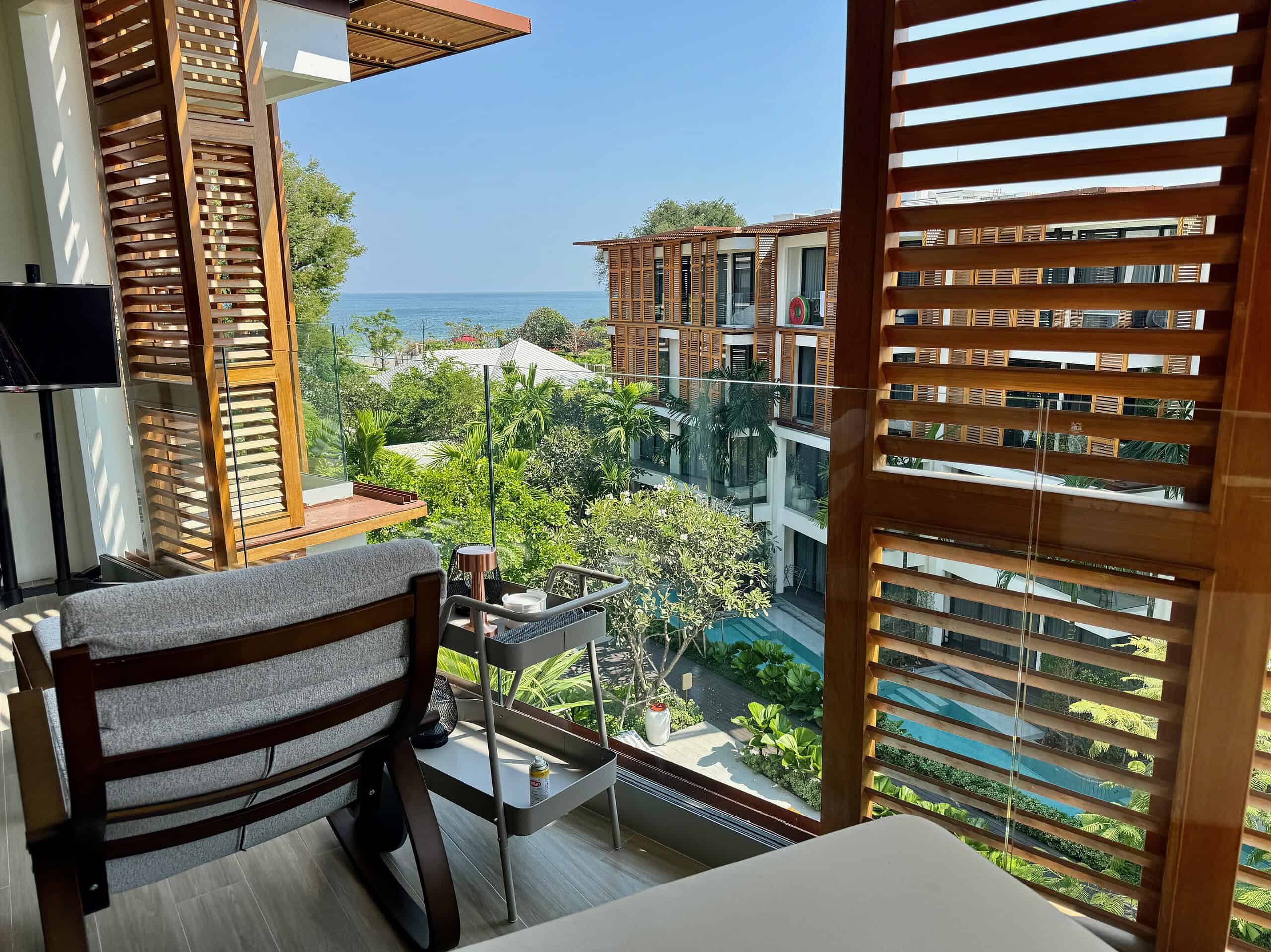 Luxury Seaside Condo Hua Hin For Sale