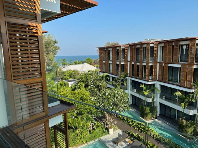 Luxury Seaside Condo For Sale Intercontinental Residences