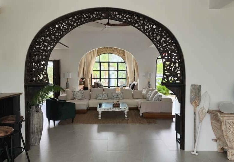 Upscale Villa Black Mountain Golf Views
