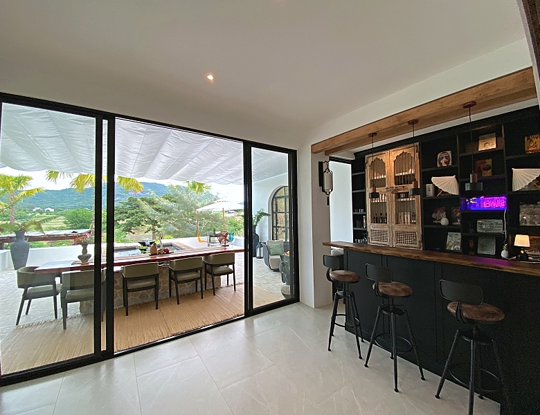 Modern Villa Golf Course Proximity Hua Hin