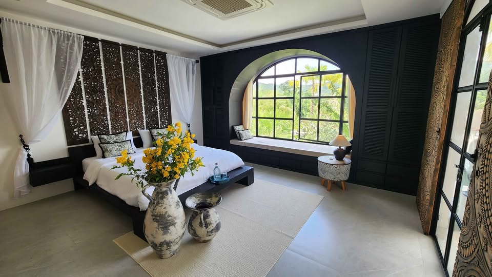 Tropical Luxury Villa Hua Hin Sale