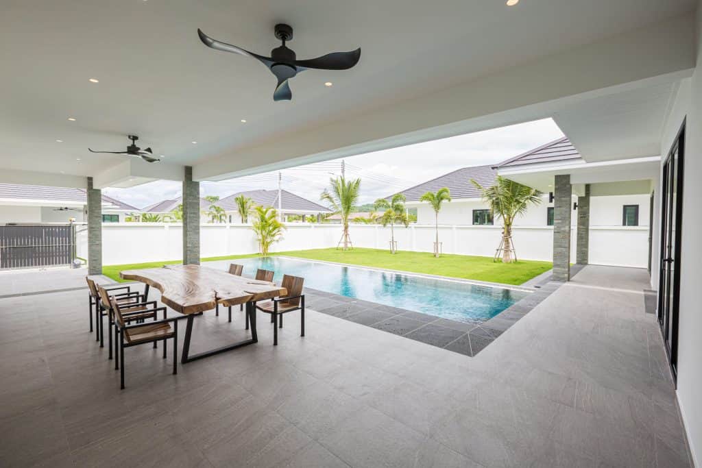 Spacious Hua Hin Villa Sale Golf Community