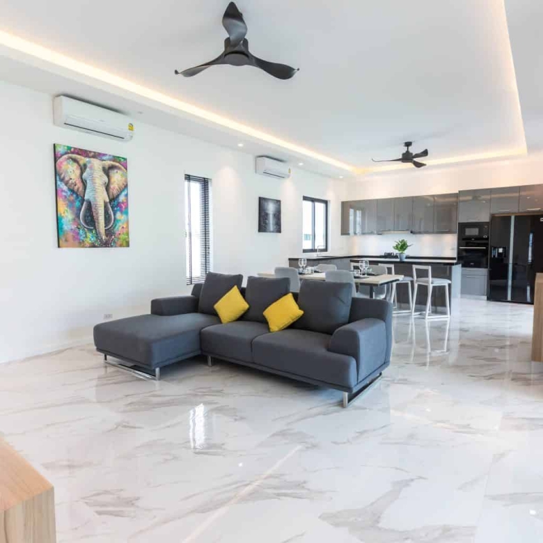 Stunning Hua Hin Villa Sale Golf Proximity