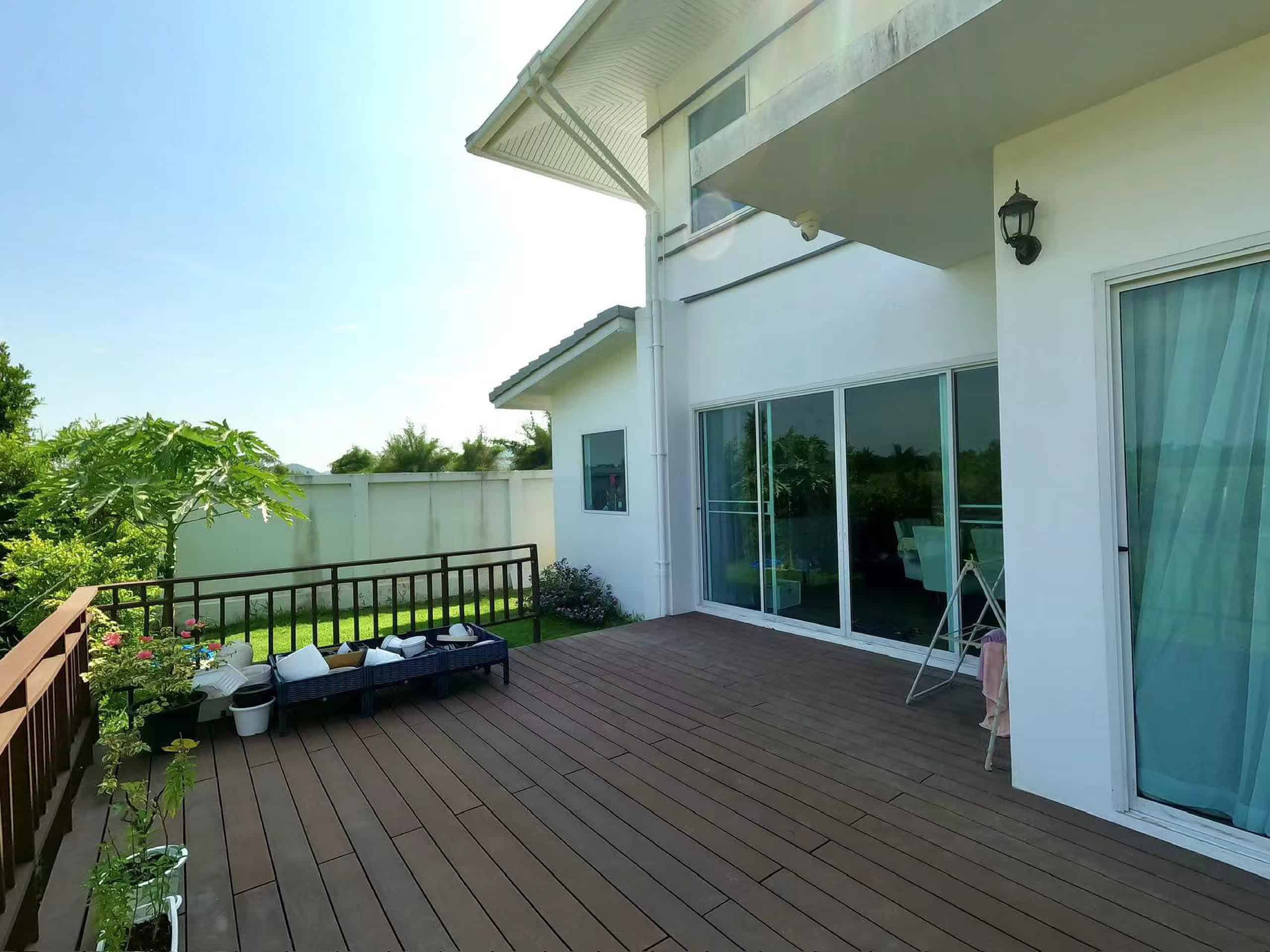 Exclusive Hua Hin Villa Premier Lakefront Living