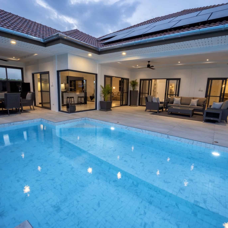 Modern Tropical Villa Hua Hin Luxury Living