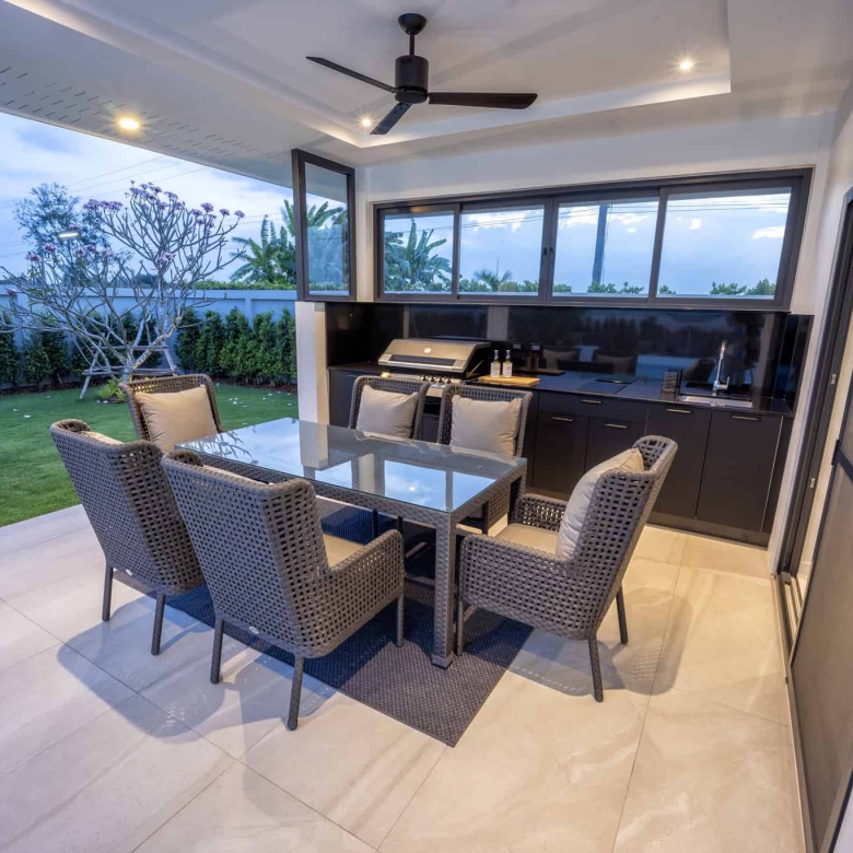 Luxury Living in Hua Hin Pool Villa