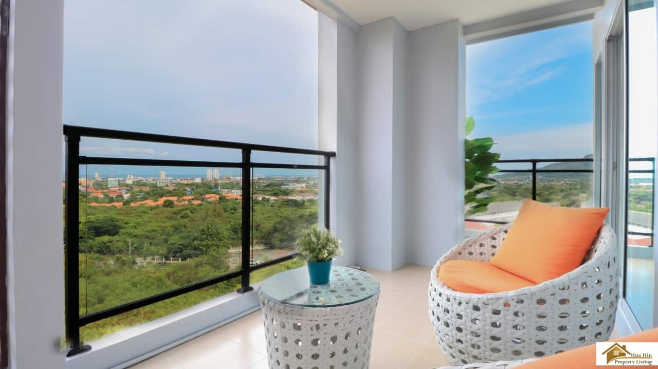Luxury Hua Hin Penthouse with Sea City Views
