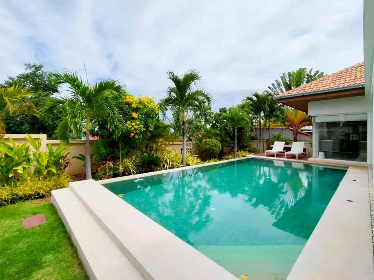 Golf Course Villa Hua Hin Premium Sale