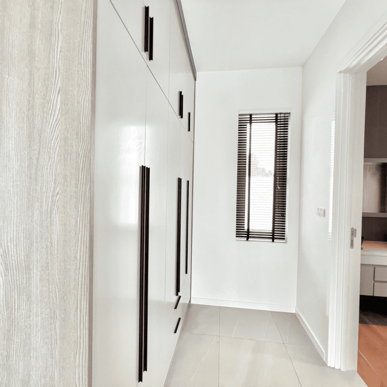 Hua Hin Town Villa High End Sale