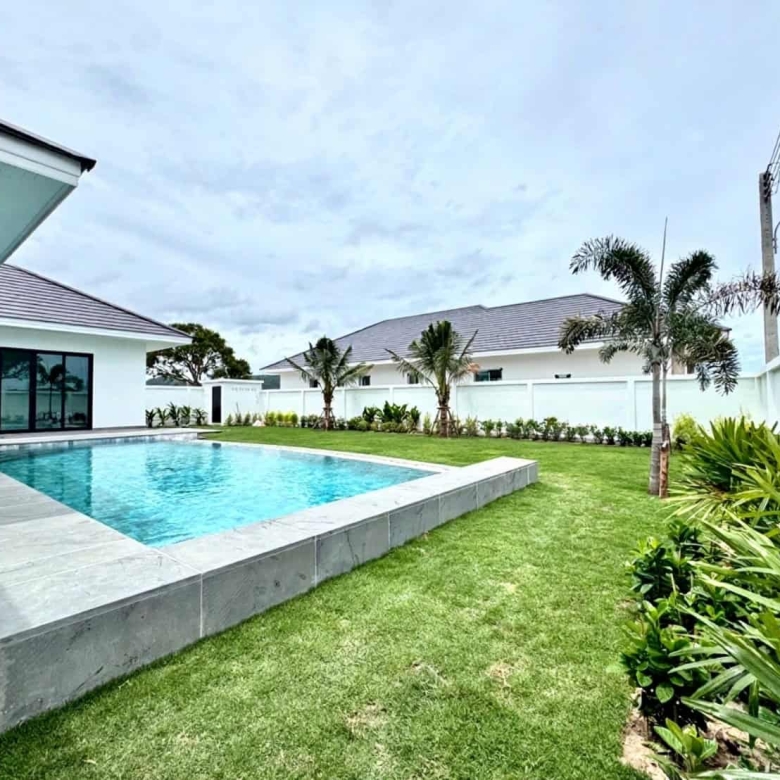Elegant Hua Hin Town Villa Sale Now