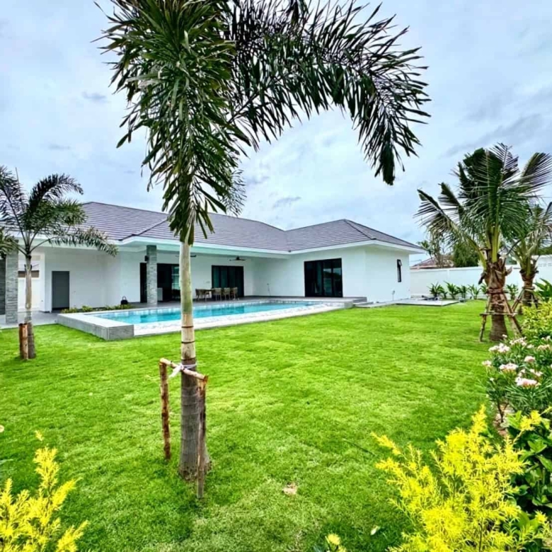 Hua Hin Luxury Villa Resort Style Sale