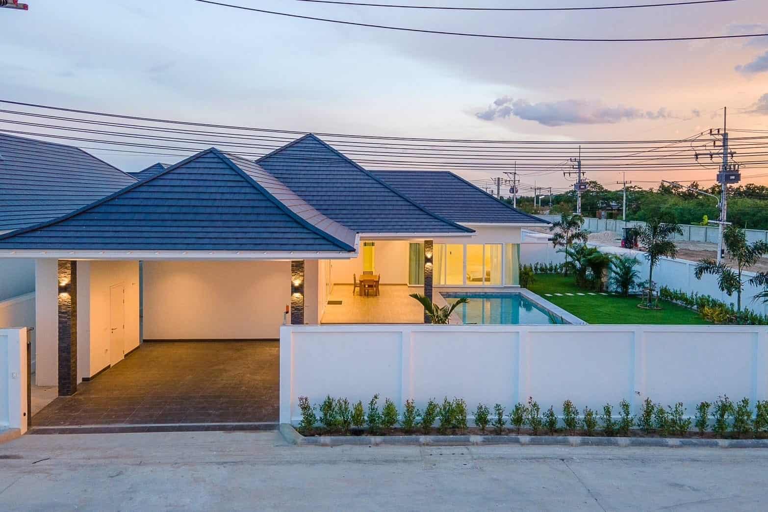 Hua Hin Luxury Villa Prime Location Fine Details