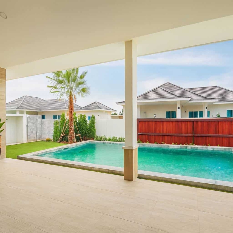 Exclusive Villa in Hua Hin with Pool Access